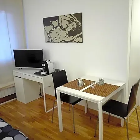Bed & Breakfast Stazione Latina Sermoneta